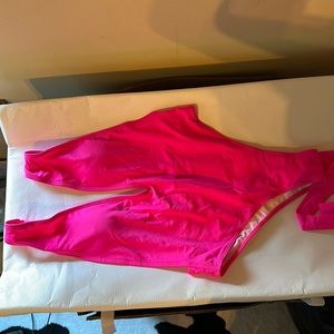 Lilosy cross cross thong one piece swimsuit